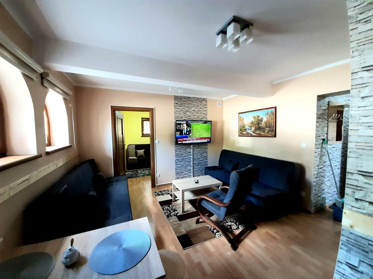 Elizabeth Apartment
